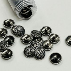 Sidabrinė metalinė saga su herbu-ereliu, 2cm, 1vnt G19067
