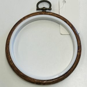 Plastikinis siuvinėjimo lankelis, 16cm, 1vnt TW17
