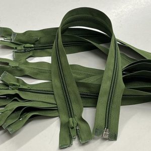 Tamsiai salotinis atsegamas spiralinis užtrauktukas, 40cm, 1vnt 40/262
