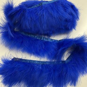 Ryškiai mėlyna Marabu plunksnų juosta, 1m 02528