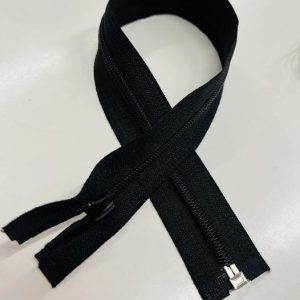 Juodas atsegamas užtrauktukas, 70cm, 1vnt 70/332