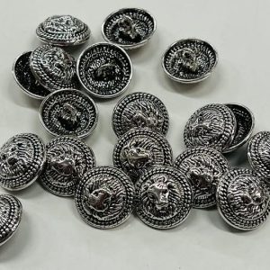 Sidabrinė saga „Liūto galva”, 18mm, 1vnt 02733