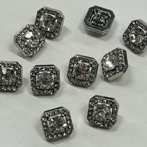 Sidabrinė sagutė „Kvadratinis deimantas”, 10mm, 1vnt 02738