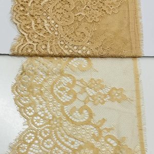 Šviesiai ruda (į gelsvumą) nėrinių juosta, 18cm, 1m 02776