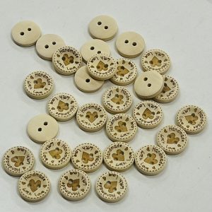 Medinė saga „Hand made širdelė”, 15mm, 1vnt 02877