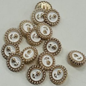 Auksinė metalinė saga „Rožytė tarp perliukų”, 20mm, 1vnt 02994