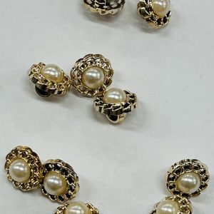 Auksinė sagutė „Perliukas grandinėlėje”, 12mm, 1vnt 03096