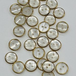 Perlamutrinė sagutė, auksinius apvadėliu, 11mm, 1vnt 03172