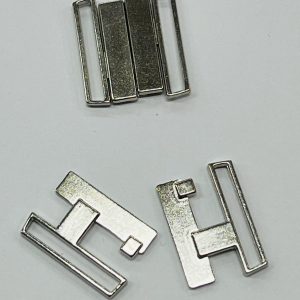 Metalinis bikini užsegimas, 28x25x2.5mm, 1vnt 03223