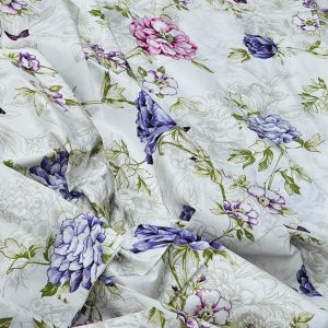 Balta medvilnė „Rožinės/violetinės gėlės”, 220cm, 1m 0599
