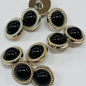 Saga, didelis juodas perlas, auksiniu grandinėlės apvadėliu, 21mm, 1vnt 03270