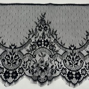 Juoda nėrinių juosta, 30cm, klasikinio rašto, 1m 03285