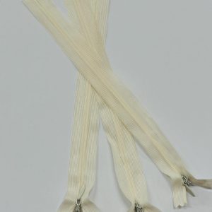Šampano spalvos paslėptas užtrauktukas, 22cm, 1vnt 22p/103