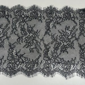 Juoda nėrinių juosta, 20cm, klasikinio rašto, 1m 03308