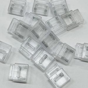 Skaidrūs kvadratiniai virvelių laikikliai, 22mm*25mm, 1vnt 58271/430