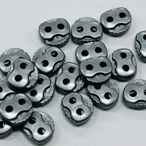 Pilki (sidabriniai) plastikiniai virvelių laikikliai, 2 skylučių spynelės, 22mm 1vnt 5811/431