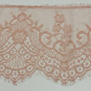Šviesi pelenų persikinė nėrinių juosta, 18cm, klasikinio rašto, 1m 03480