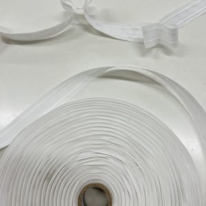 Balta raukimo juostelė užuolaidai, 2,5cm, 1m FP2512