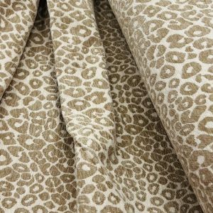 Baldinys audinys „WILD 227″, gyvūno rašto, kreminė/gelsva, 1m 0031